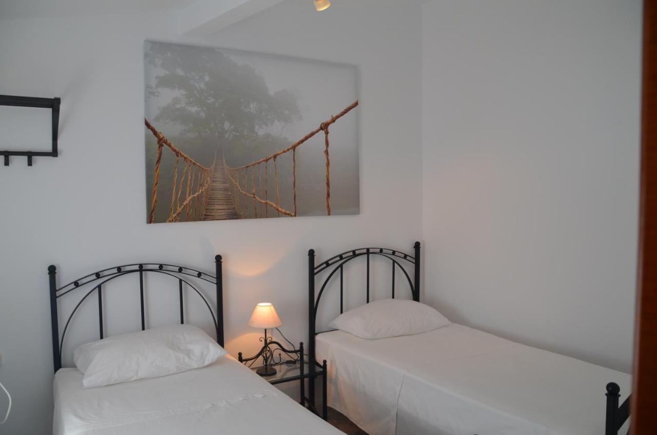 Mirador De Tajos Villa กอร์เตส เด ลา ฟรอนเตรา ภายนอก รูปภาพ